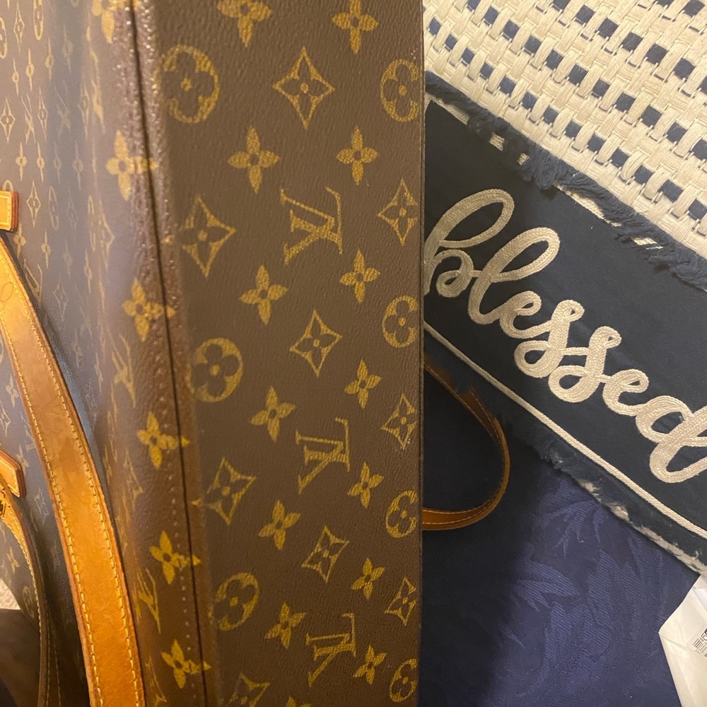 Louis Vuitton luco tote - Picture 5 of 8